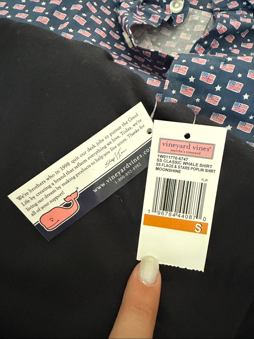 Vineyard Vines Short-Sleeve Navy Button-Down Shirt with Pink Micro Print - Picture 2 of 2